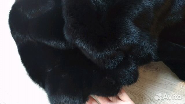 Шуба из бобрика, капюшон-норка