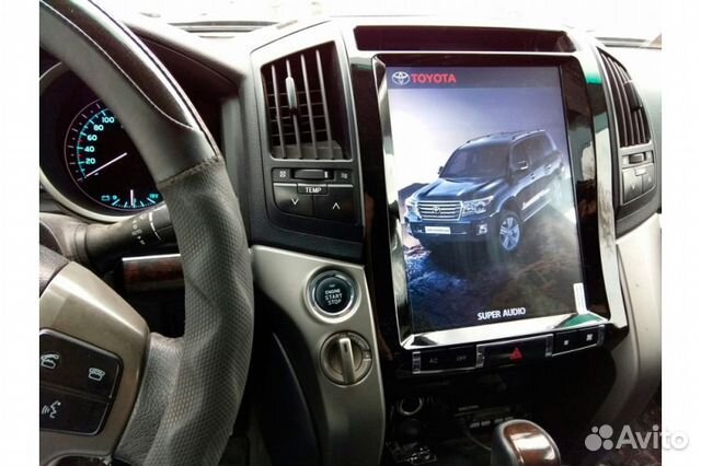 Штатная магнитола для Toyota Land Cruiser 200 Штатная магнитола для Toyota Land Cruiser 200