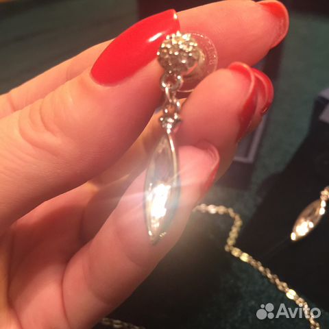 Swarovski оригинал. Комплект: колье+серьги Swarovski оригинал. Комплект: колье+серьги