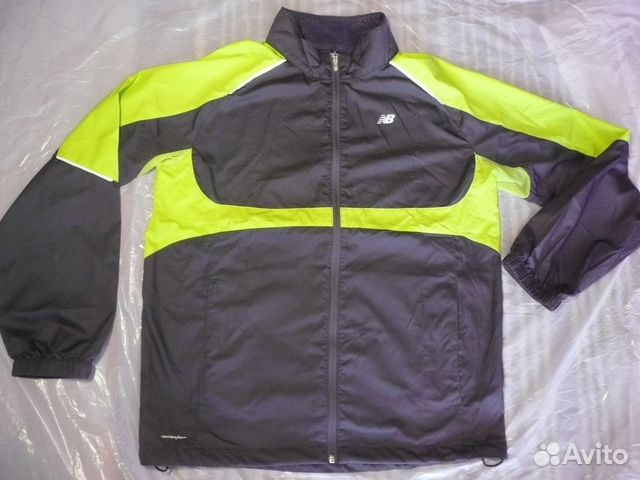 Ветровка new balance Ветровка new balance