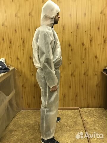 Комбинезон защитный из ламинированного спанбонда