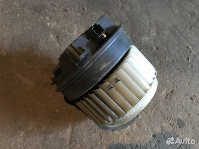 Мотрчик печки Ауди А8 4H 4H1820021B Мотрчик печки Ауди А8 4H 4H1820021B