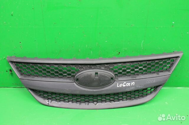 Решетка радиатора Lada Largus 12 г