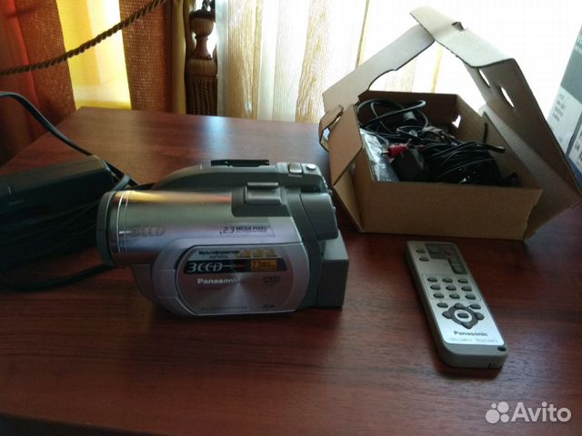 Panasonic VDR-D250EE Видеокамера в новом состоянии