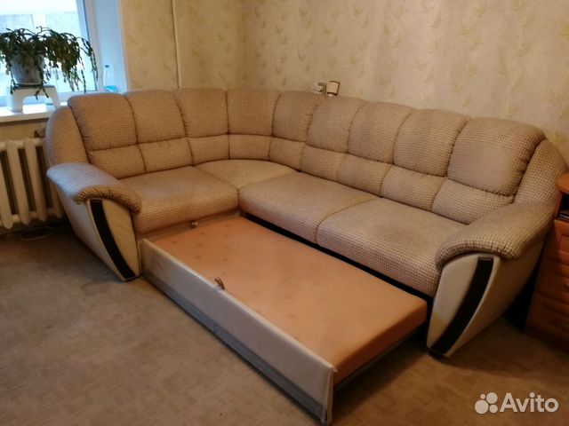 Диван