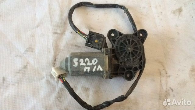 Моторчик стеклоподъемника на мерседес s220 w220 Моторчик стеклоподъемника на мерседес s220 w220