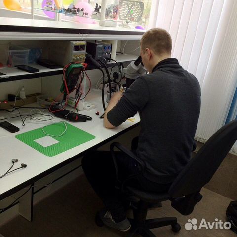 Ремонт iPhone Xiaomi Huawei Honor SAMSUNG и др Ремонт iPhone Xiaomi Huawei Honor SAMSUNG и др