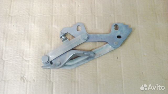 Левая петля капот Мерседес глк 204 Левая петля капот Мерседес глк 204