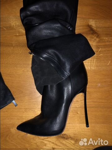 Оригинальные сапожки Casadei