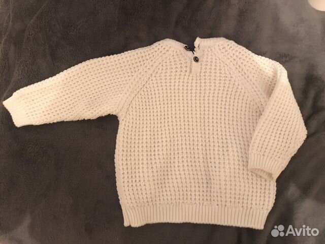 Свитер фирмы Zara Свитер фирмы Zara