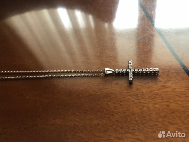 Крест с бриллиантами, с цепочкой из белого золота