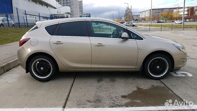 Opel Astra 1.4 МТ, 2011, 135 000 км