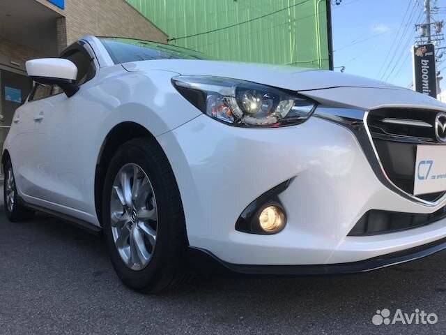 Mazda Demio 1.3 CVT, 2016, 10 000 км