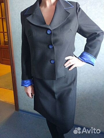 Шикарный костюм с юбкой женский XL Шикарный костюм с юбкой женский XL