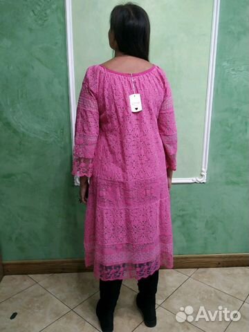 Красивые платья на пышных модниц из Италии