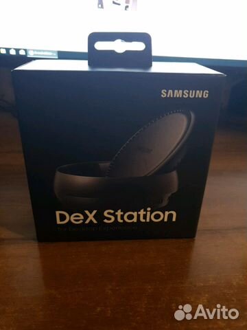 Док-станция SAMSUNG DeX Station EE-MG950 (черный)