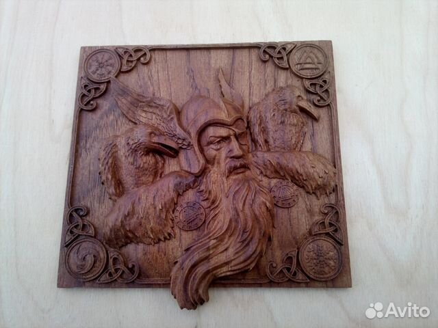 Картина резная Один и Вороны Картина резная Один и Вороны