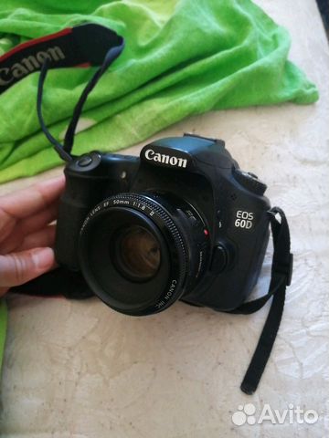 Продам фотоаппарат Canon 60d