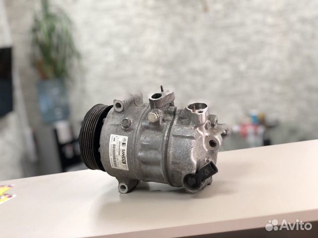 Компрессор кондиционера 5C0820803B volkswagen audi Компрессор кондиционера 5C0820803B volkswagen audi