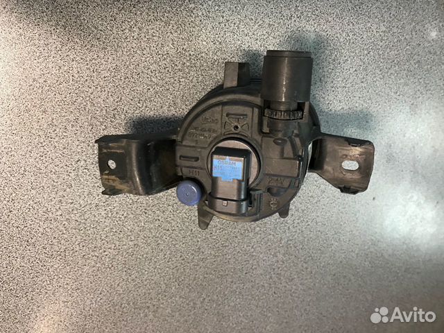 Противотуманная фара левая бу BMW X6 E71 Противотуманная фара левая бу BMW X6 E71