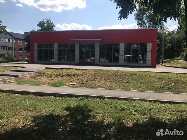 Сдаётся в аренду 1/2 помещения Сдаётся в аренду 1/2 помещения