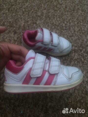 Кроссовки adidas 24 Кроссовки adidas 24