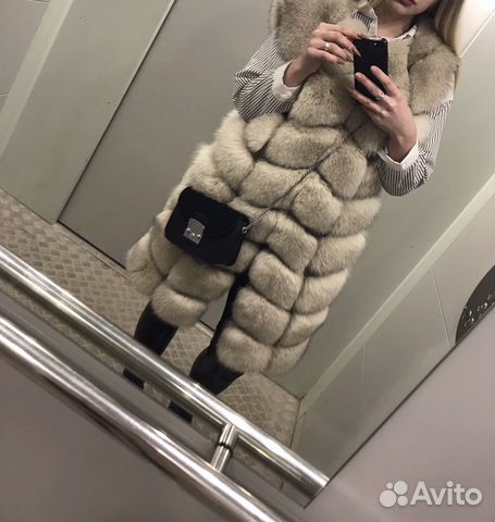 Жилетка из меха песца Жилетка из меха песца