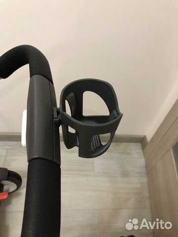 Коляска Stokke Crusi красная Коляска Stokke Crusi красная