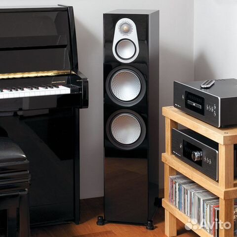 Новая Monitor Audio Silver 500 (акустика) Новая Monitor Audio Silver 500 (акустика)
