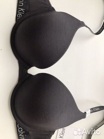 Бюстгальтер лифчик Calvin Klein 80B Бюстгальтер лифчик Calvin Klein 80B