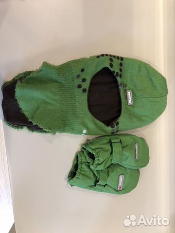 Шапка шлем и варежки reima