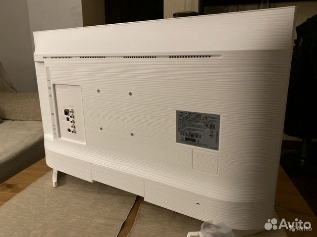 SAMSUNG UE32N4510AU новый Smart TV Wi-Fi белый