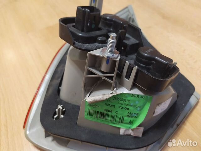 Фонарь задний левый внутренний Рено Fluence