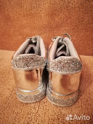 Новые женские кросовки