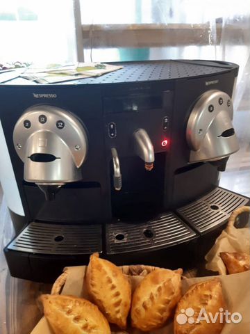 Кофе-Машина Nespresso CS 223 + 4000 капсул