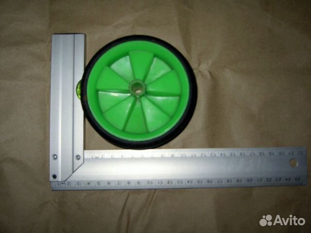 Колесо для сумки тележки или детского велосипеда