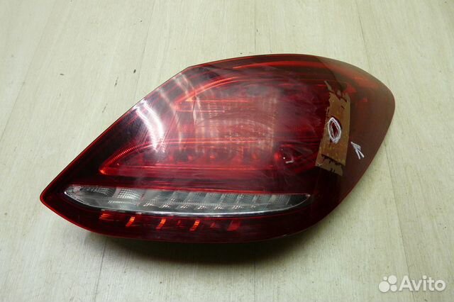 Фонарь задний правый Mercedes W205