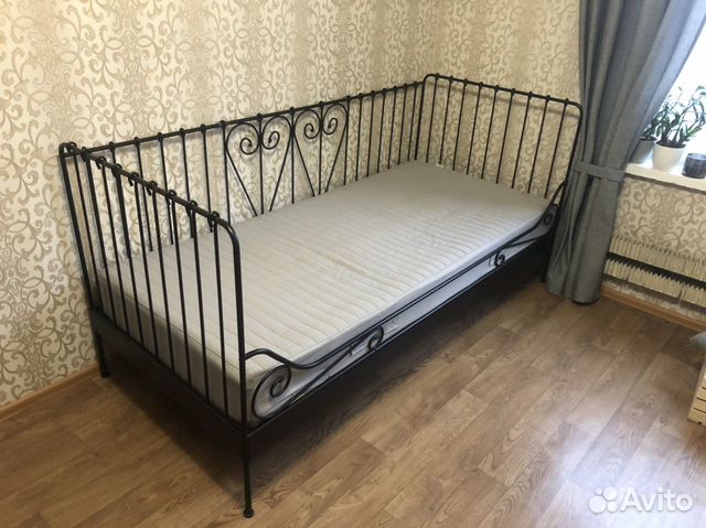 kovanaya krovat ikea s matrasom kupit v moskve tovary dlya doma i dachi avito