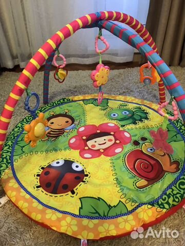 Развивающий коврик с игрушками Развивающий коврик с игрушками