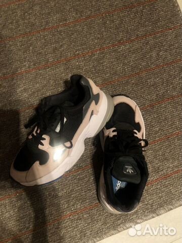 Кроссовки adidas falcon Кроссовки adidas falcon