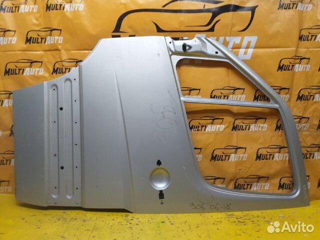 Дверь передняя левая Mercedes Sprinter W906