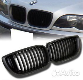 Решетка радиатора BMW E46 2002-2004 черная матовая