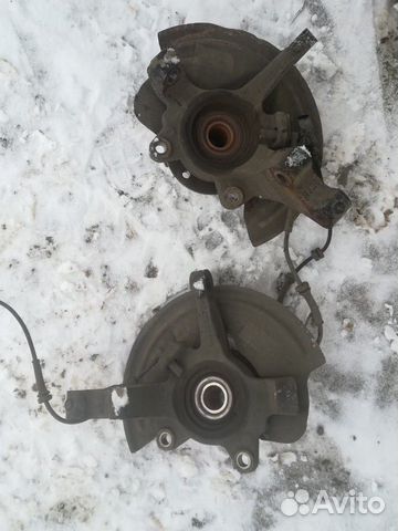 Кулаки поворотные ступицы Лада Веста