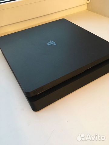 PlayStation 4 slim