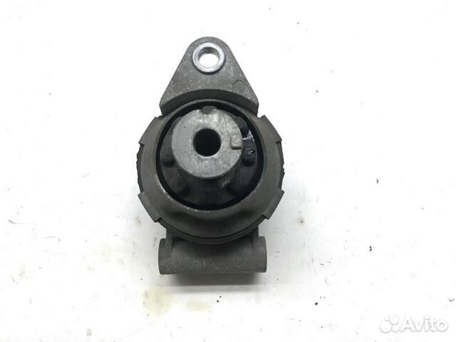 Подушка двигателя Opel Zafira B Z22YH 2007
