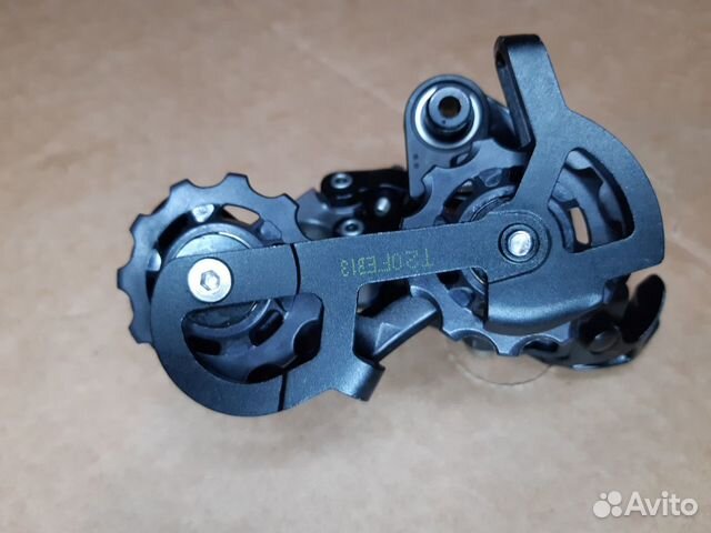 Новый задний переключатель Sram X9