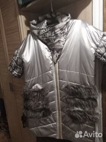 Фирменный женский зимний пуховик,перчатки в подаро Фирменный женский зимний пуховик,перчатки в подаро