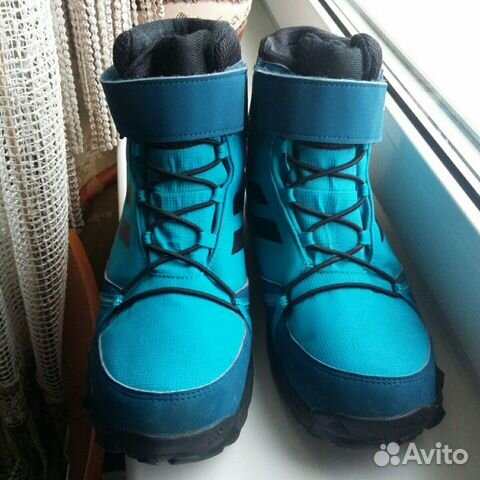 Высокие зимние ботинки Adidas