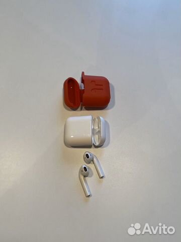 AirPods (оригинал)