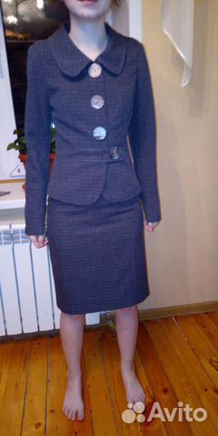 Костюм 40 р